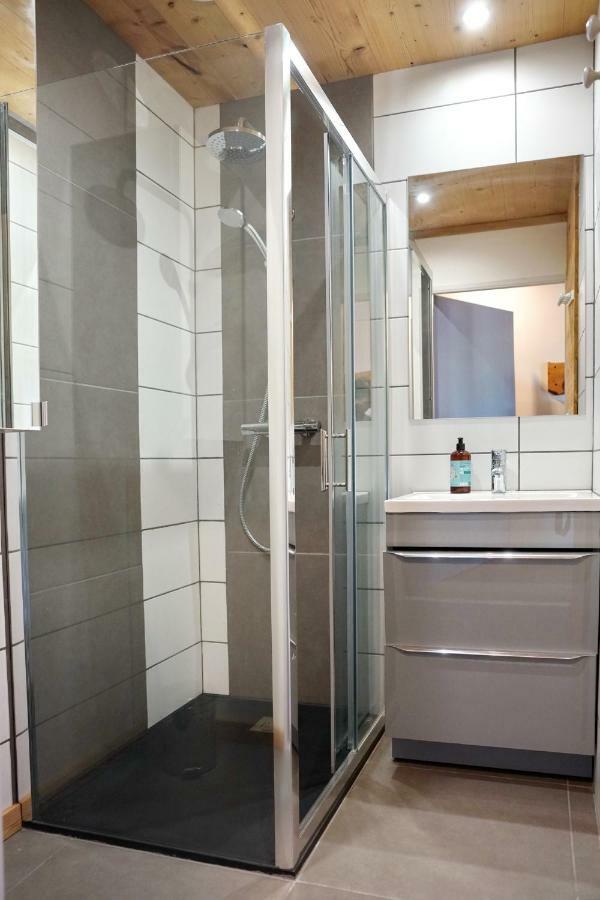 CHALET HOTEL La TUVIERE BIKE INN Saint-Jean-de-Maurienne Ngoại thất bức ảnh