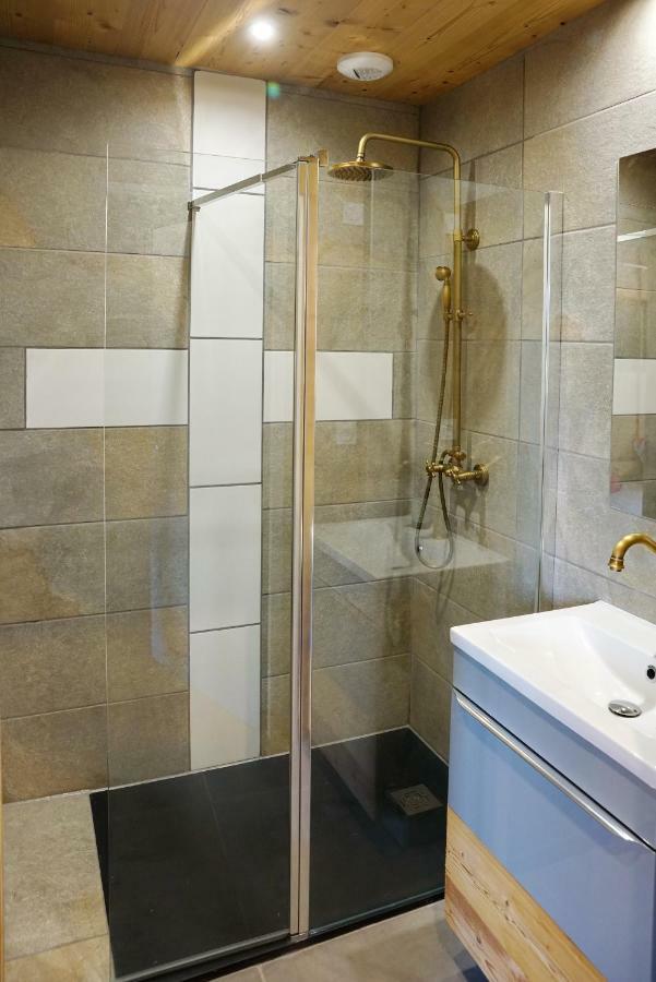CHALET HOTEL La TUVIERE BIKE INN Saint-Jean-de-Maurienne Ngoại thất bức ảnh